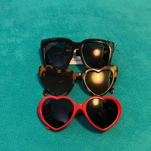 Bundle of three pairs of sunglasses